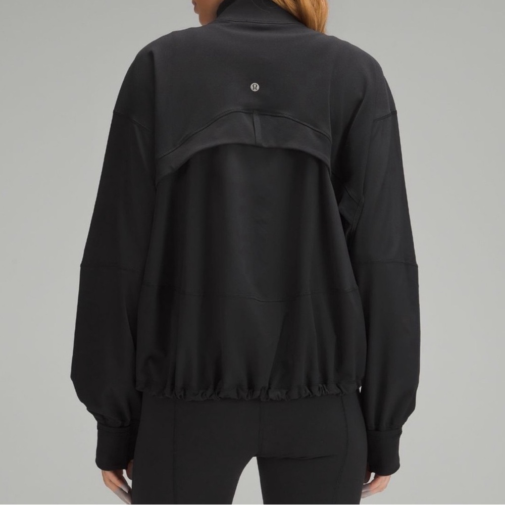 NWOT Lululemon Define Relaxed-Fit Jacket; Luon; Black; size 2